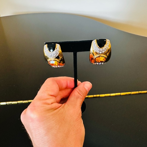 VOGUE BIJOUX VINTAGE RETRO ICONIC COUTURE LUXURY AUTHENTIC RUNWAY GLAM EARRINGS - Picture 9 of 17